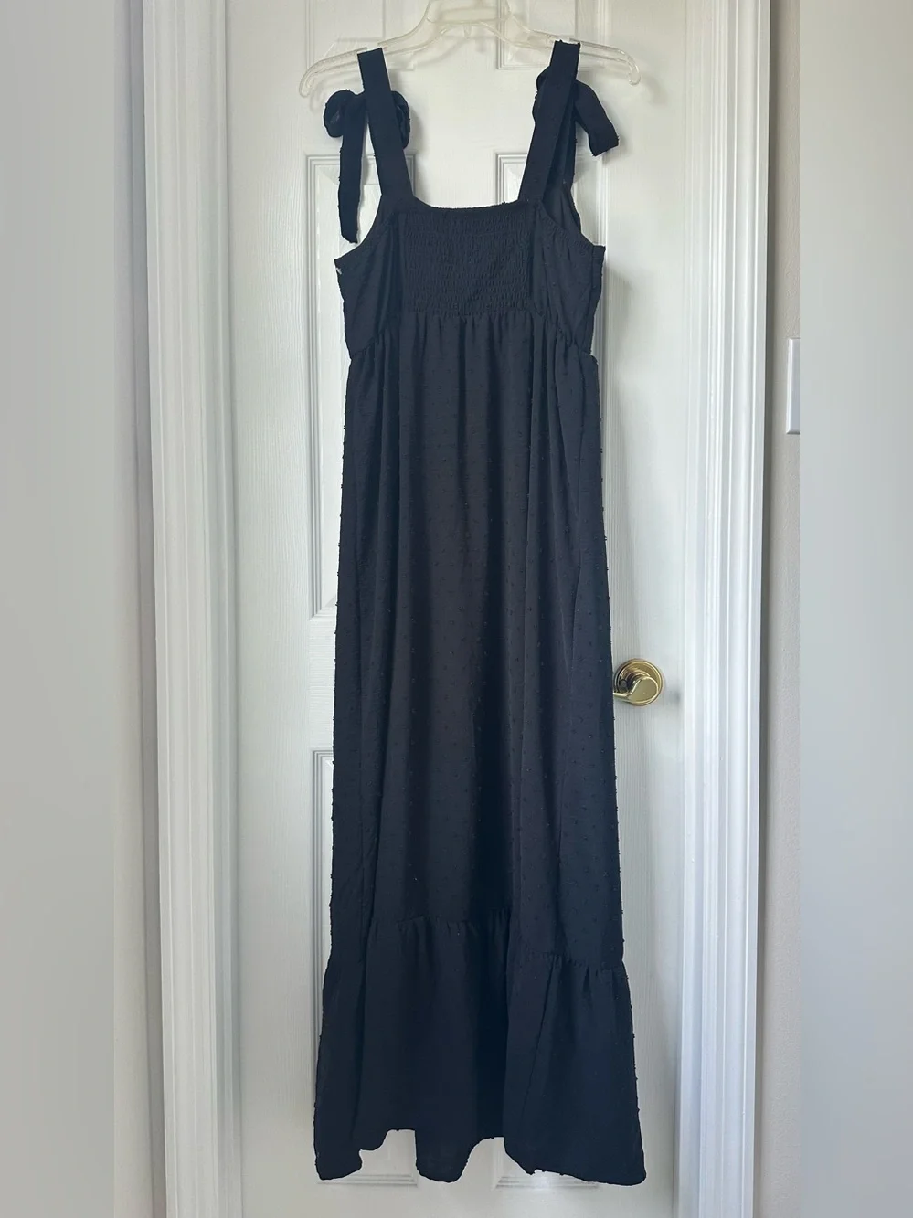 Elegant Black Tie-Shoulder Maxi Dress